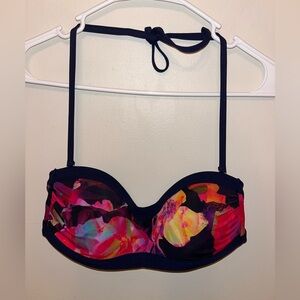 Athleta Swimwear Red Floral Bikini Bandeau Padded Wireless Halter Size S EUC